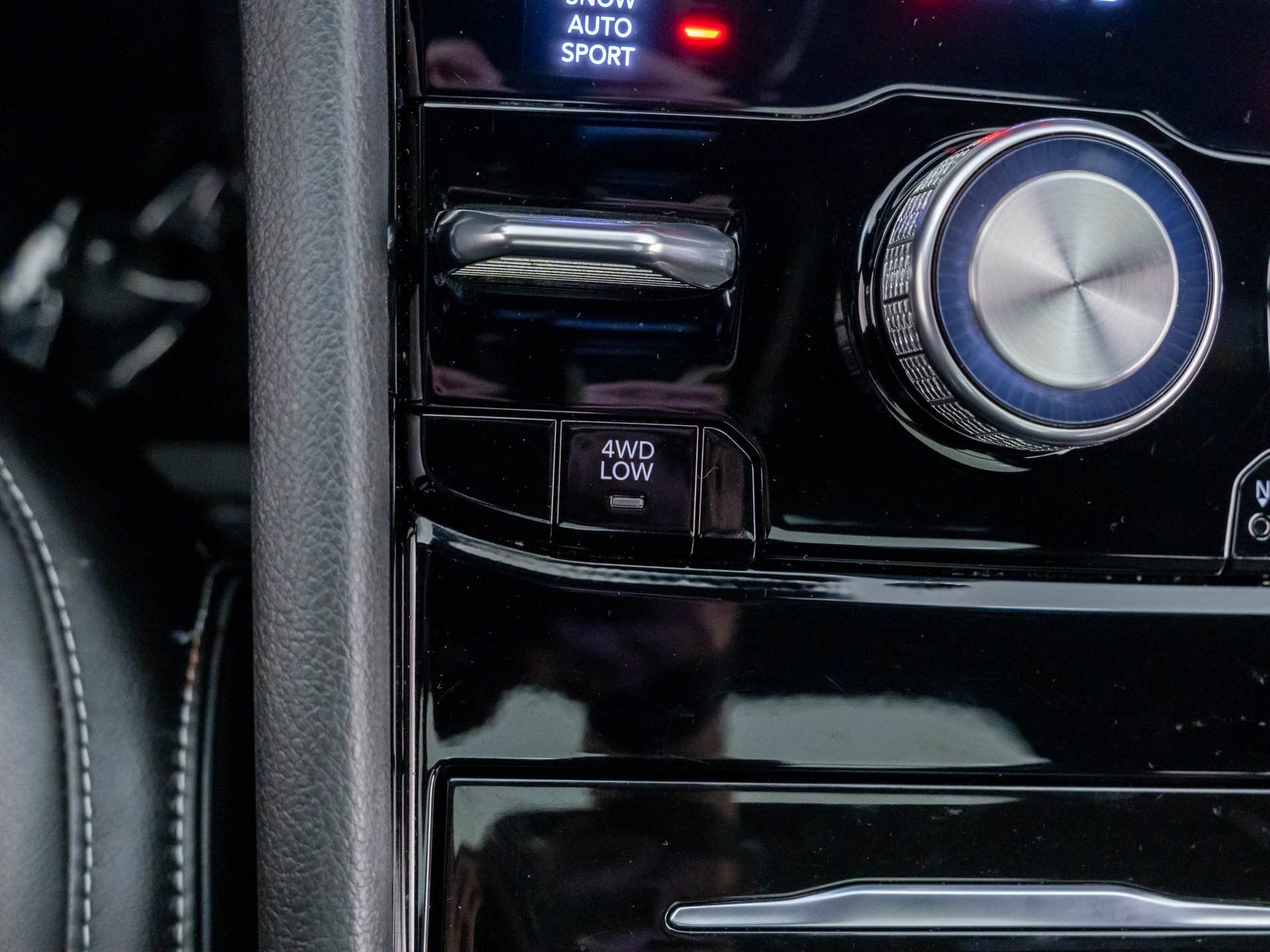 Used 2023 Jeep Grand Cherokee Overland image 25