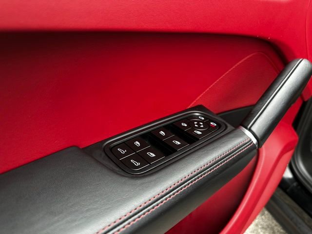 Used 2023 Porsche Cayenne S Platinum image 15