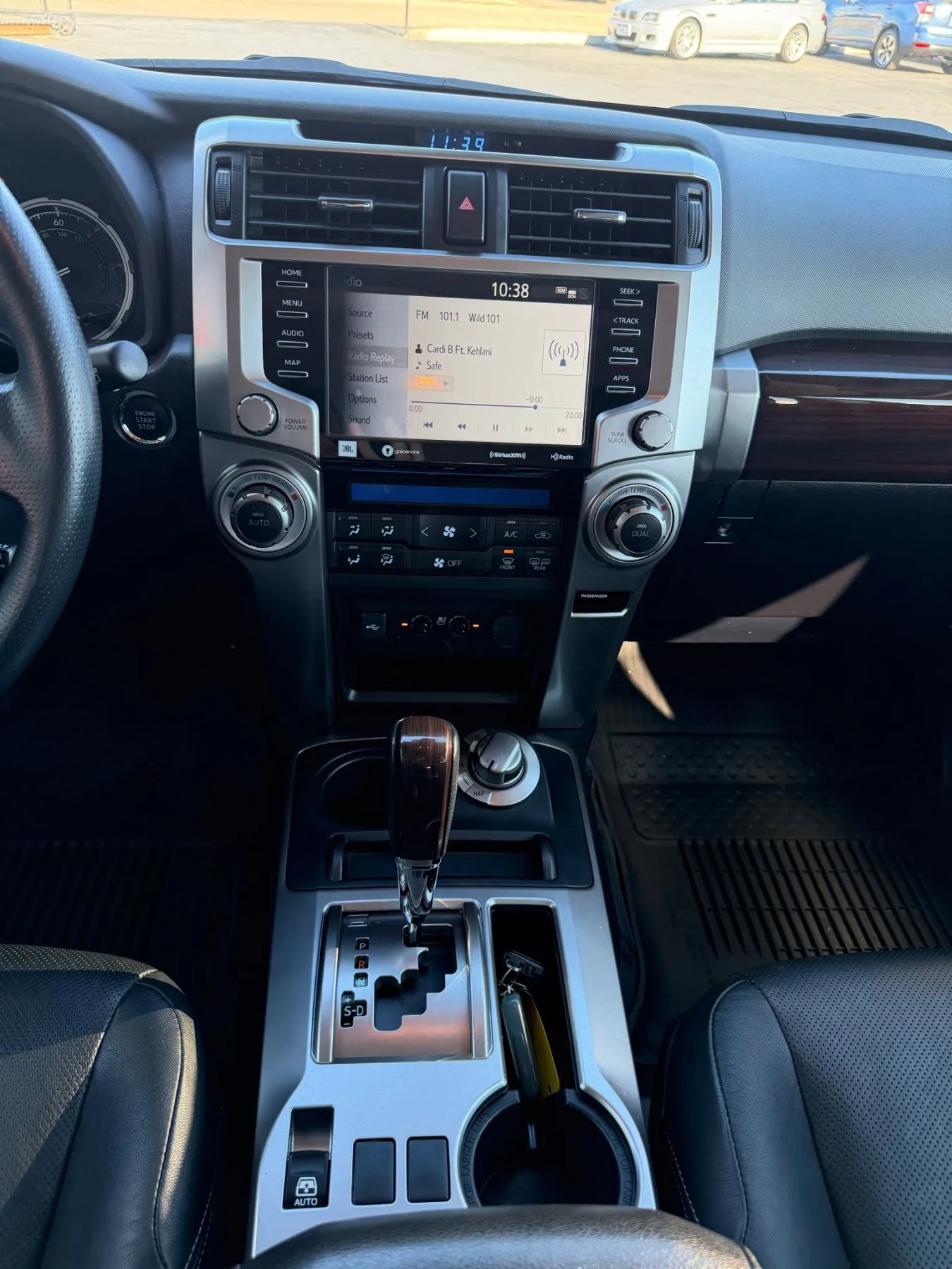 Used 2022 Toyota 4Runner Limited image 12