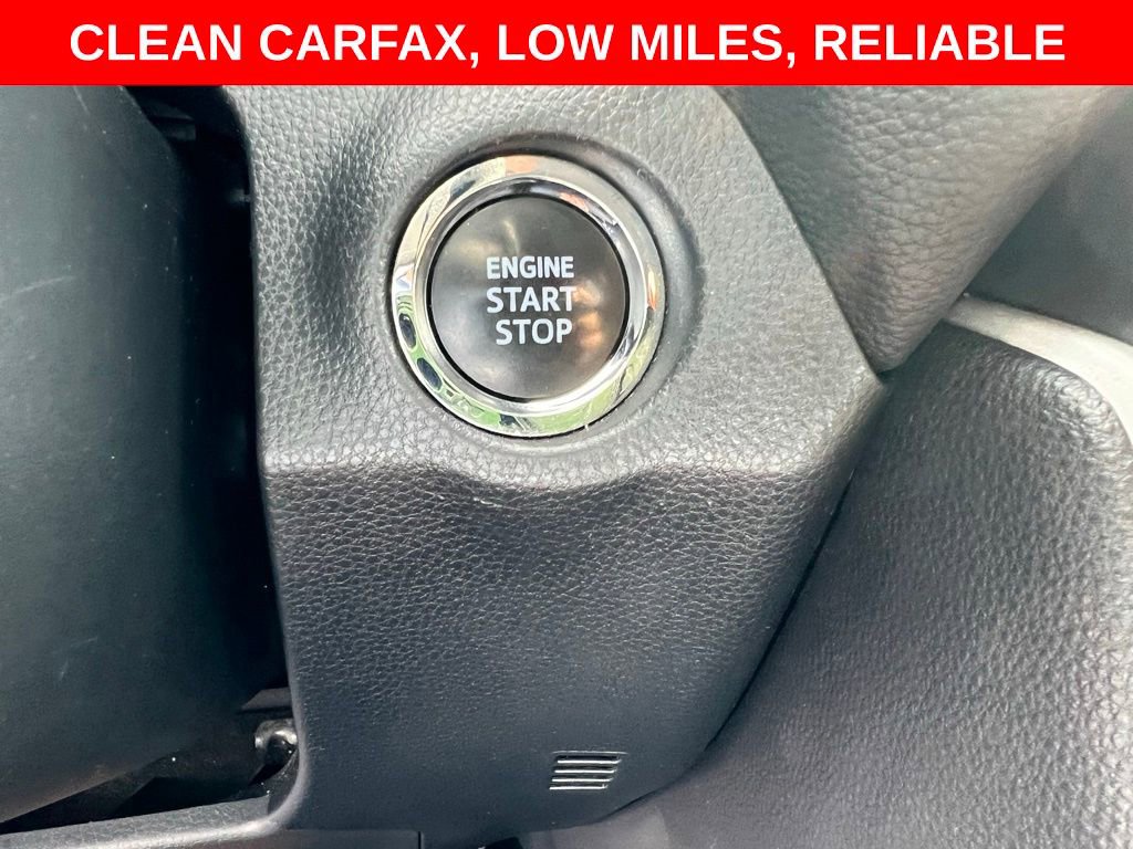 Used 2022 Toyota RAV4 XLE AWD/4WD image 41
