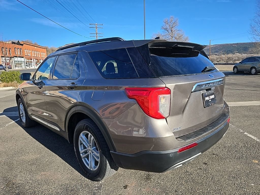 Used 2021 Ford Explorer XLT w/ Equipment Group 202A image 7
