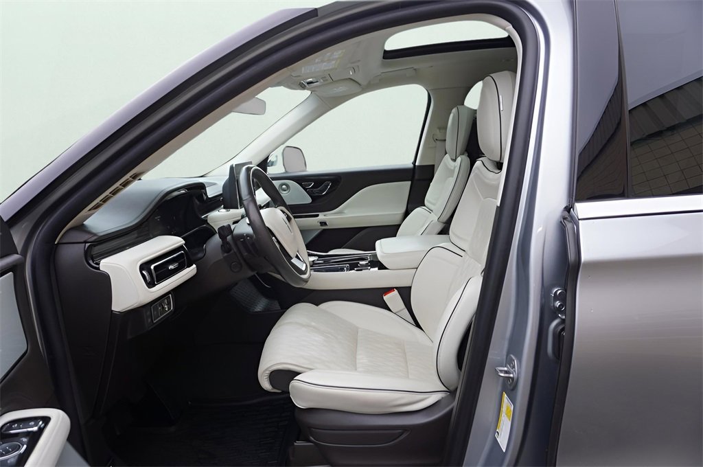 Used 2022 Lincoln Aviator Black Label Grand Touring image 7