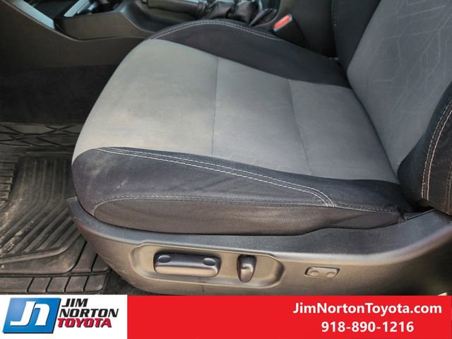 Used 2021 Toyota Tacoma TRD Off-Road image 25