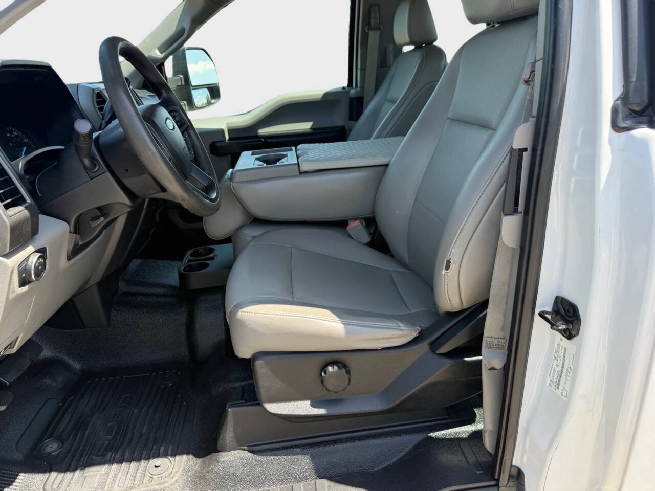 Used 2019 Ford F350 XL w/ Snow Plow Prep Package AWD/4WD image 7