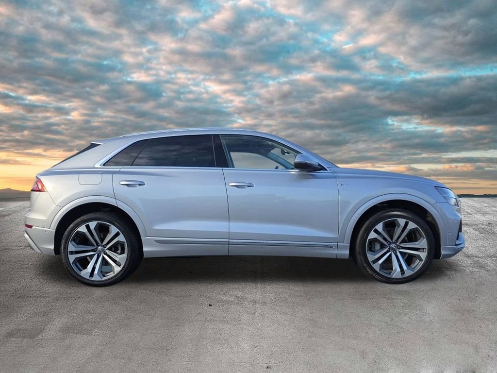Used 2020 Audi Q8 Premium Plus w/ Premium Plus Package image 8