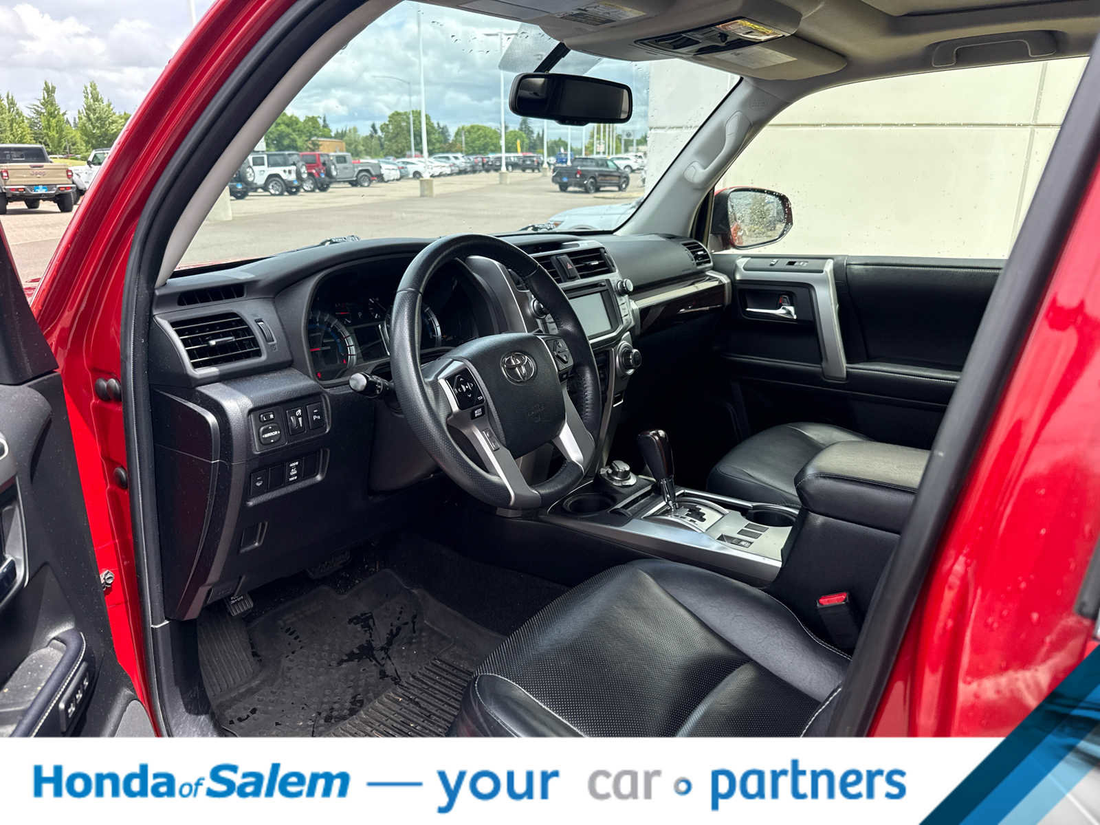 Used 2019 Toyota 4Runner Limited AWD/4WD image 2