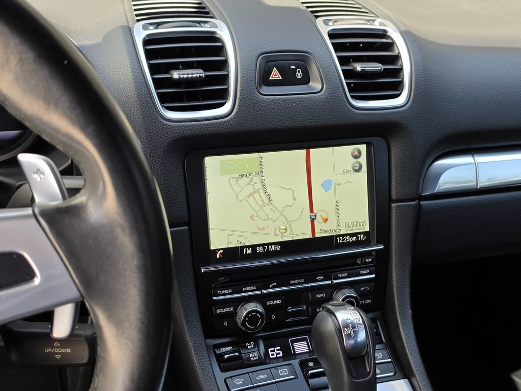 Used 2015 Porsche Cayman RWD image 11