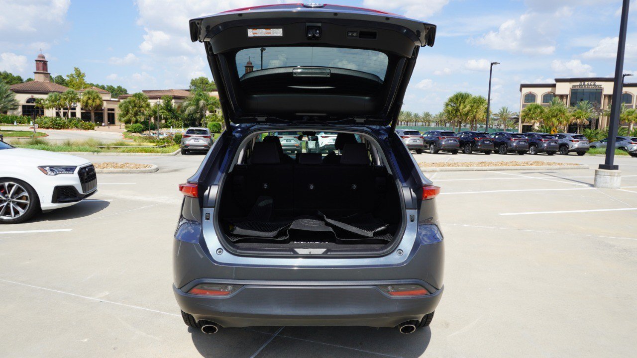 Used 2021 Toyota Venza LE w/ Carpet Mat Package (TMS) AWD/4WD image 39