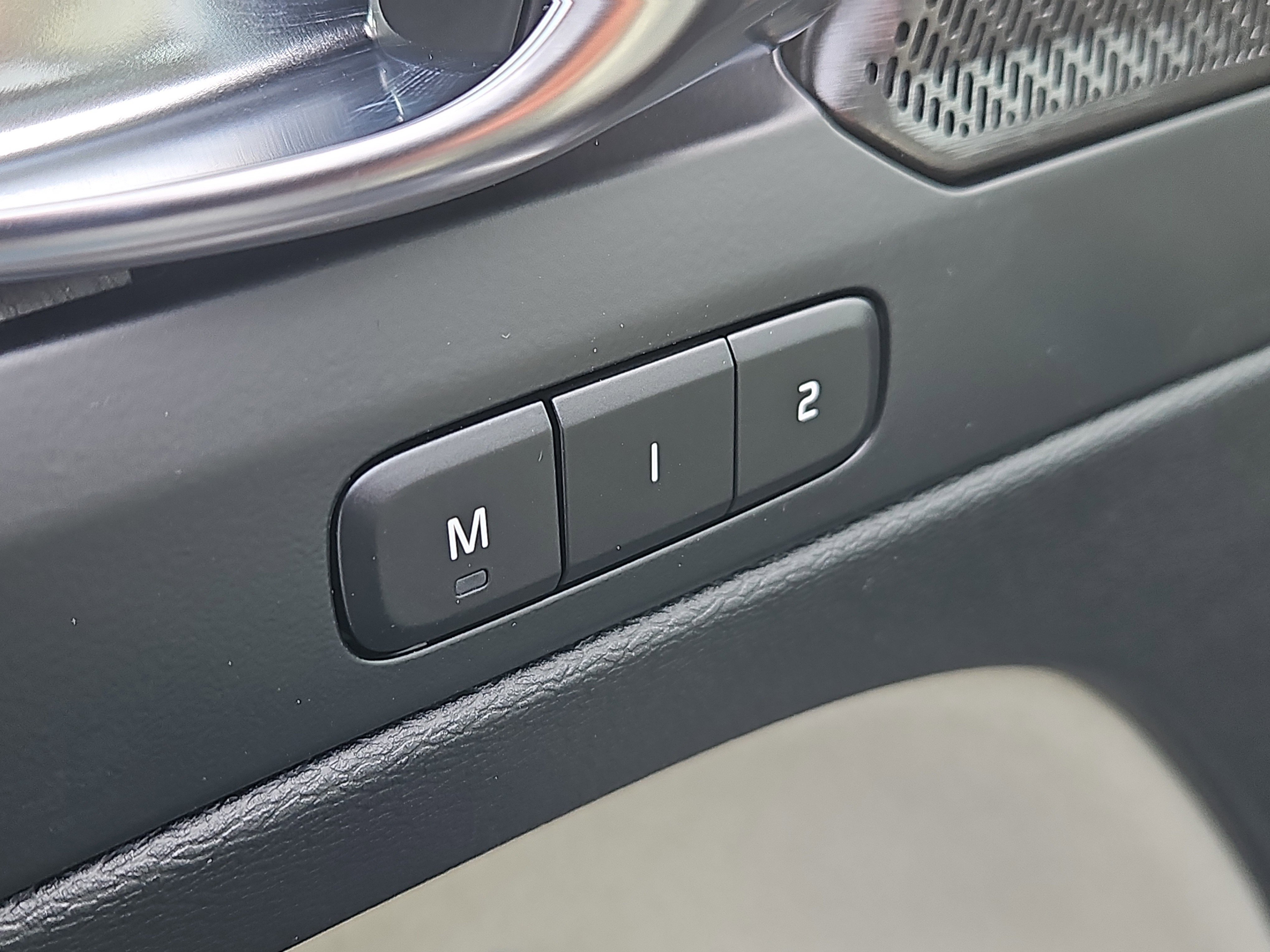 New 2026 Volvo XC40 B5 Plus w/ Protection Package Premier image 11