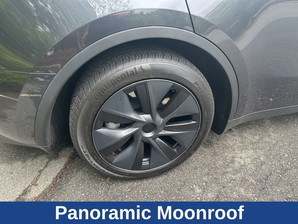 Used 2024 Tesla Model Y Long Range AWD/4WD image 6