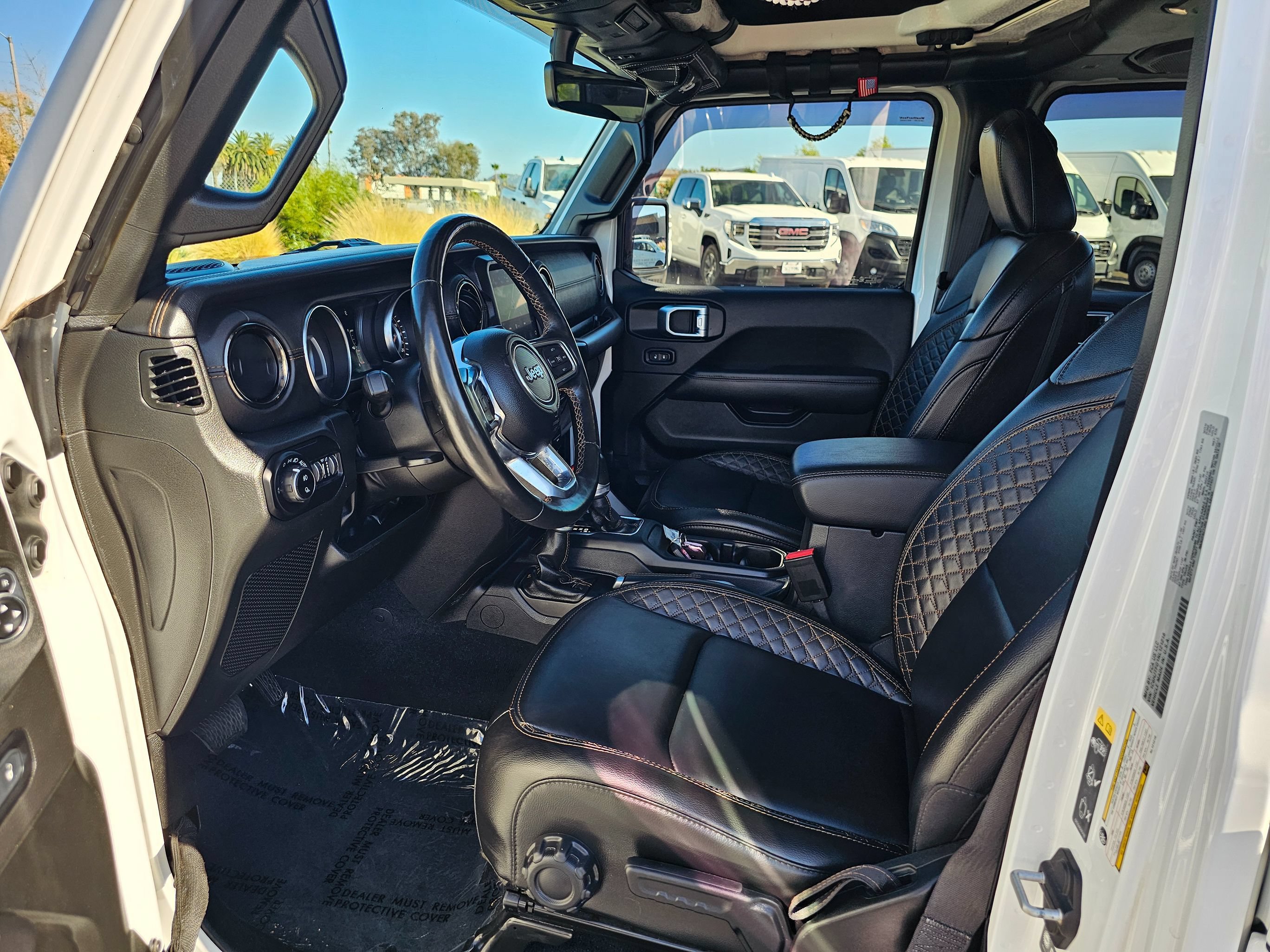 Used 2022 Jeep Gladiator Overland AWD/4WD image 19