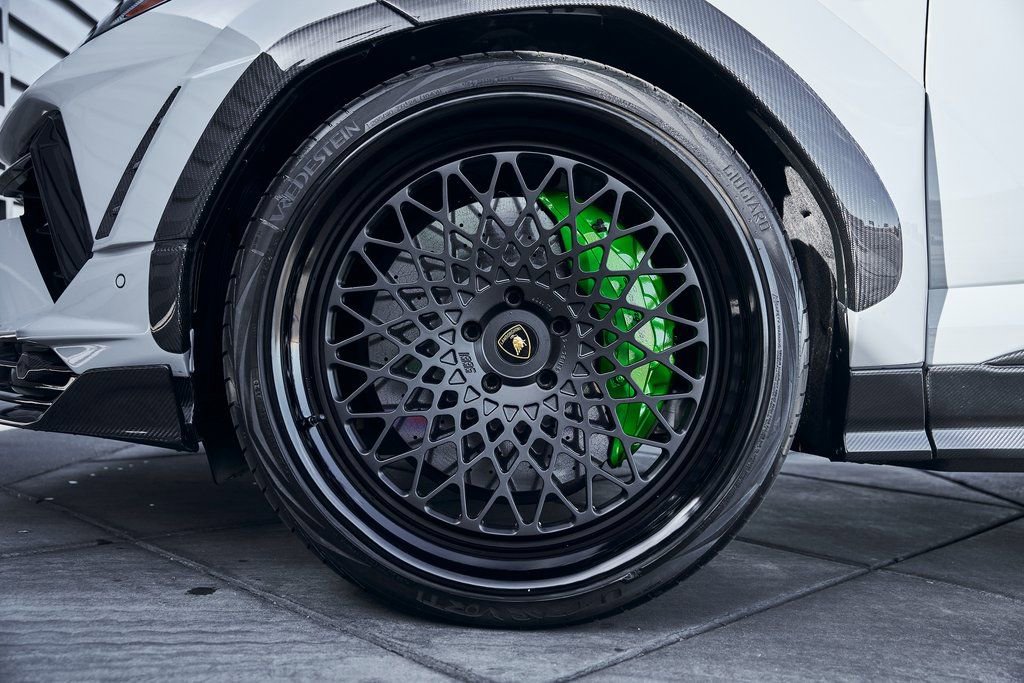 Used 2024 Lamborghini Urus Performante image 3