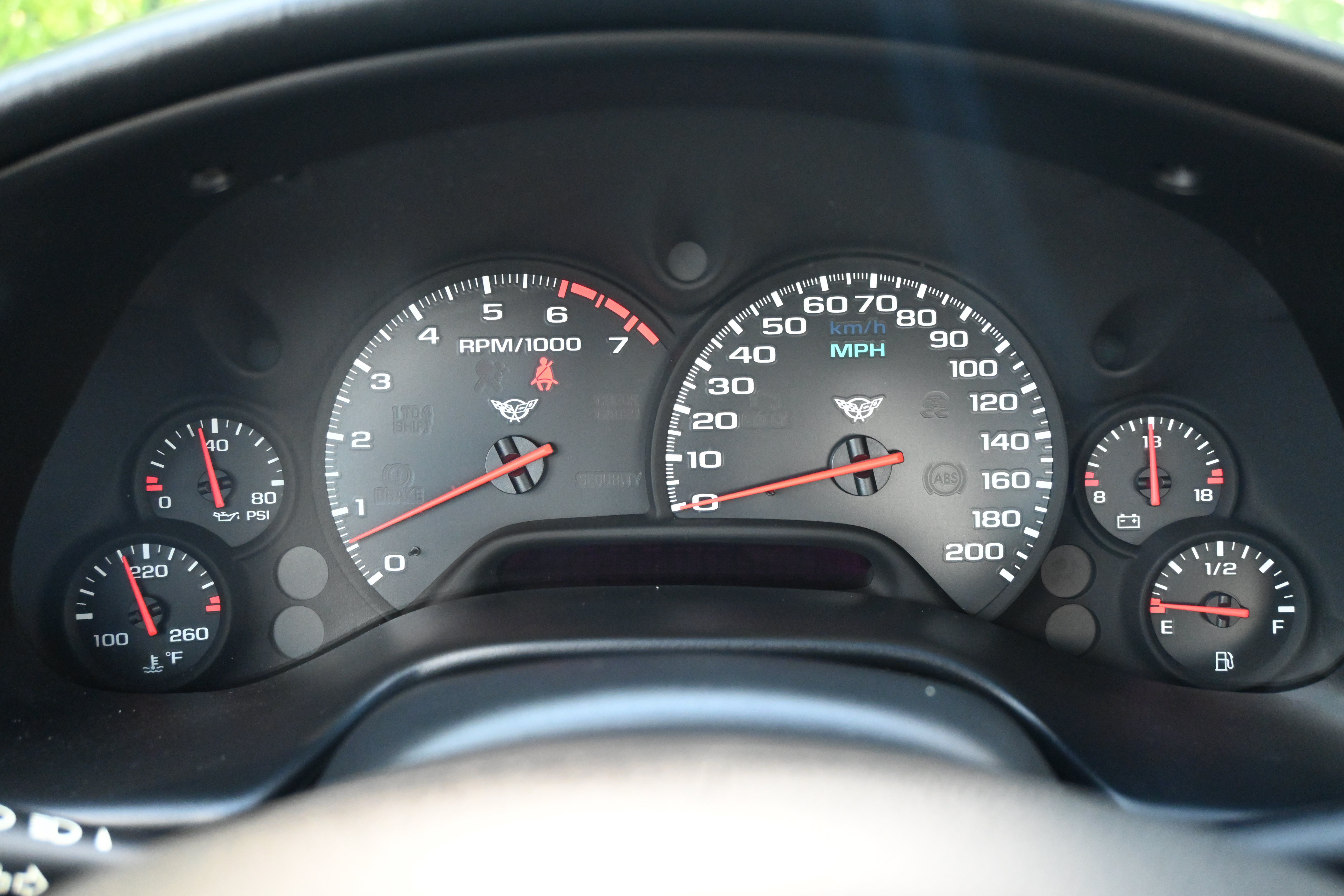 Used 2004 Chevrolet Corvette Coupe RWD image 18