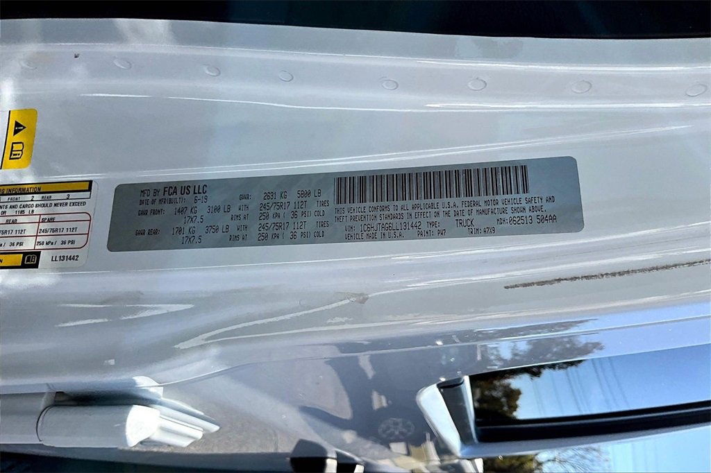 Used 2020 Jeep Gladiator Sport w/ Quick Order Package 24S image 28