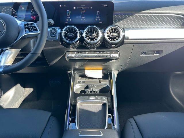 New 2026 Mercedes-Benz GLB 250 4MATIC image 14