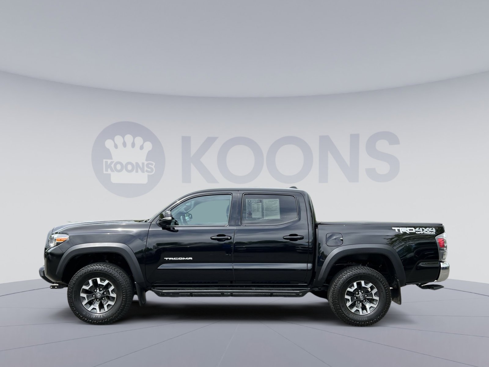 Used 2023 Toyota Tacoma TRD Off-Road AWD/4WD image 13