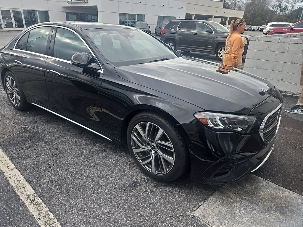 Used 2024 Mercedes-Benz E 350 4MATIC Sedan image 6