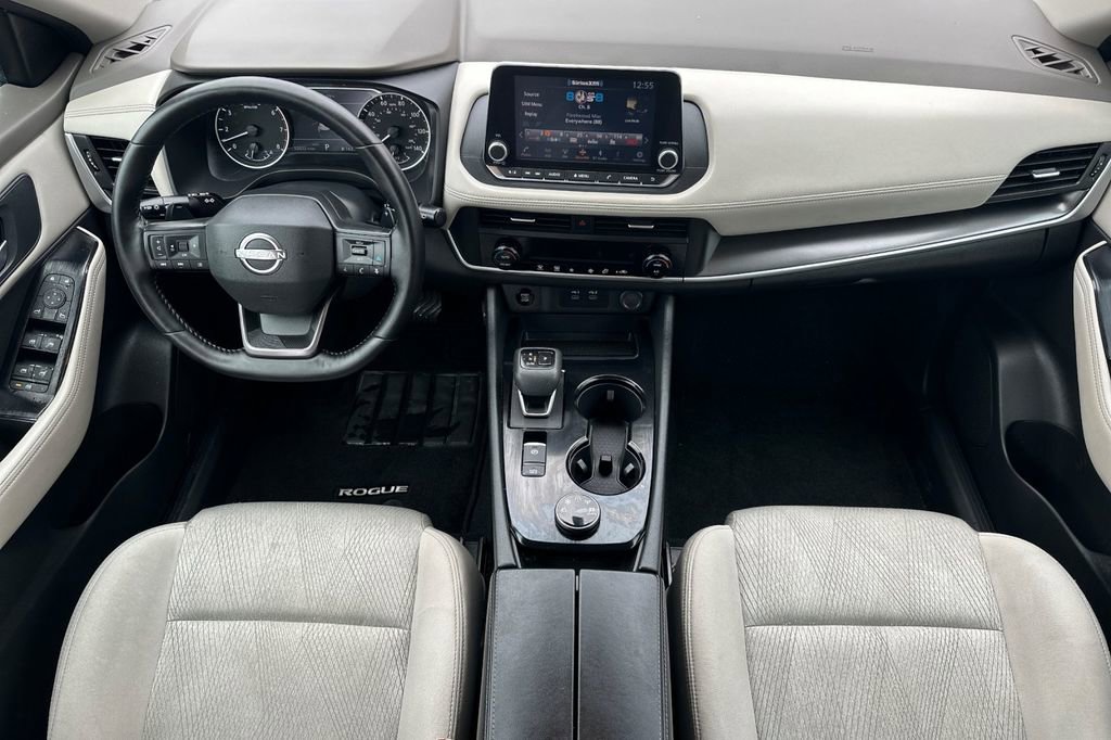 Used 2025 Nissan Rogue SV image 13