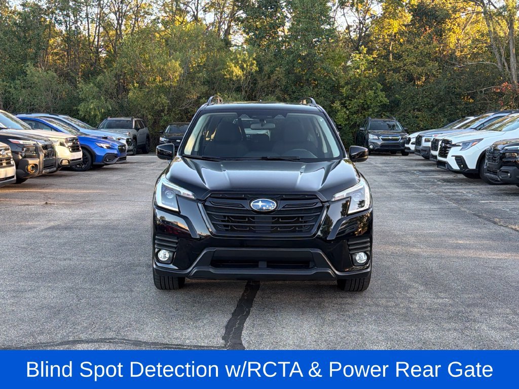 Used 2022 Subaru Forester Premium AWD/4WD image 2