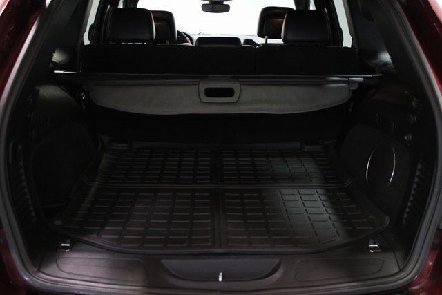 Used 2018 Jeep Grand Cherokee Altitude image 22
