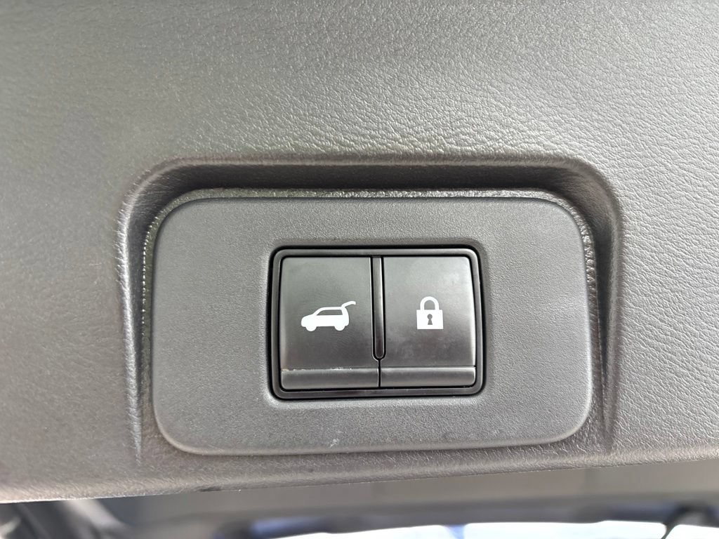 Certified 2023 Nissan Rogue SV w/ SV Premium B Package AWD/4WD image 8