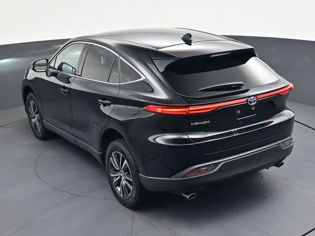 Used 2023 Toyota Venza LE image 28