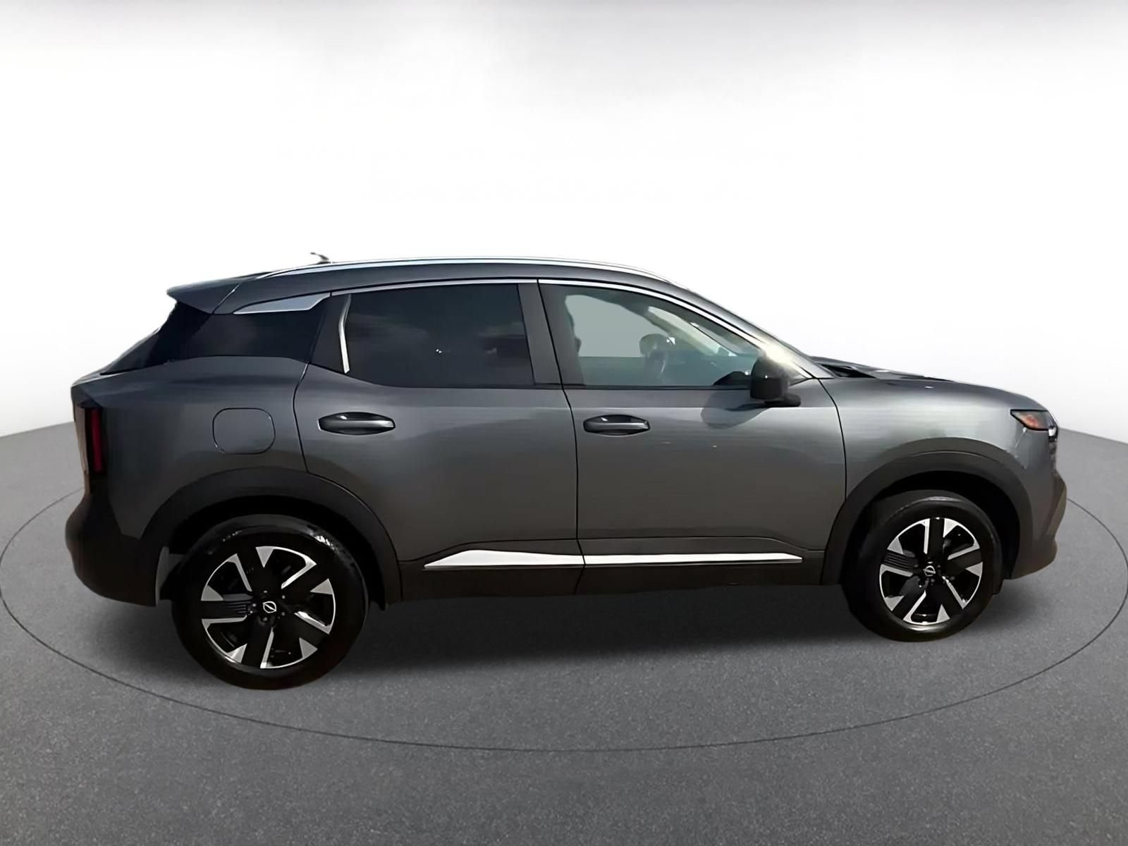 Used 2026 Nissan Kicks SV w/ Cold Weather Package AWD/4WD image 15