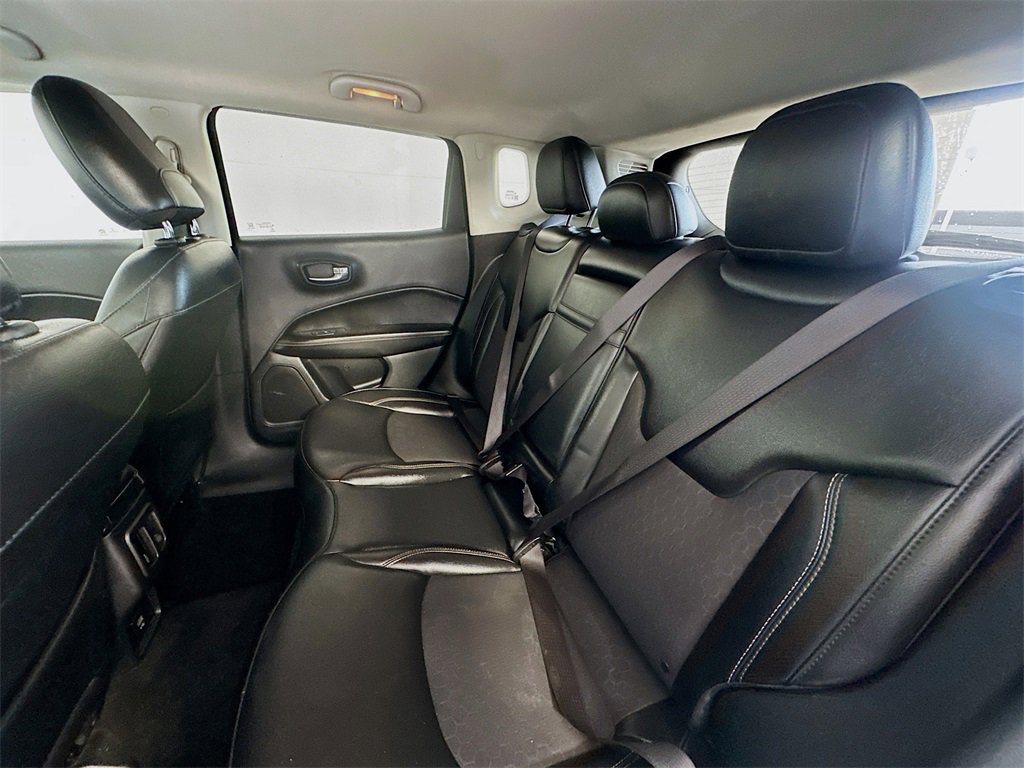 Used 2020 Jeep Compass Latitude image 23