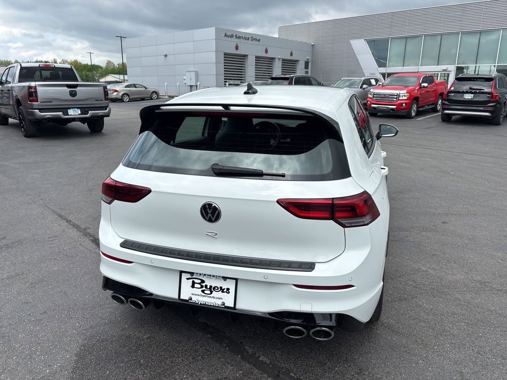 Used 2024 Volkswagen Golf R AWD/4WD image 4