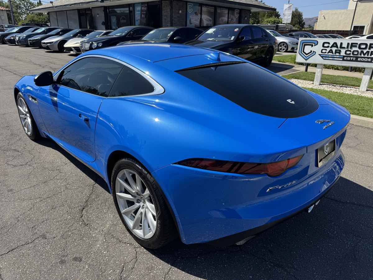 Used 2018 Jaguar F-TYPE Coupe RWD image 3