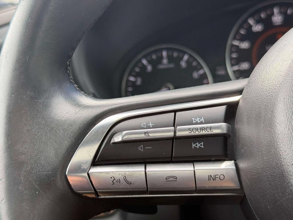 Used 2023 MAZDA CX-30 AWD 2.5 S w/ Premium Package image 22