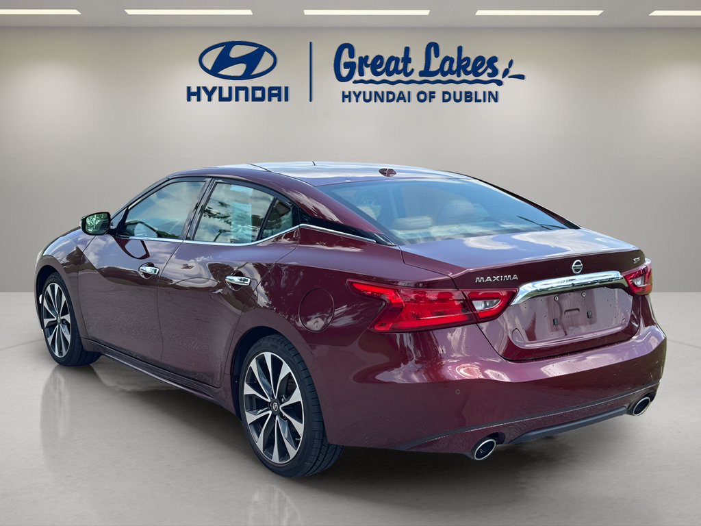 Used 2017 Nissan Maxima SR w/ Interior Lighting Package FWD image 3