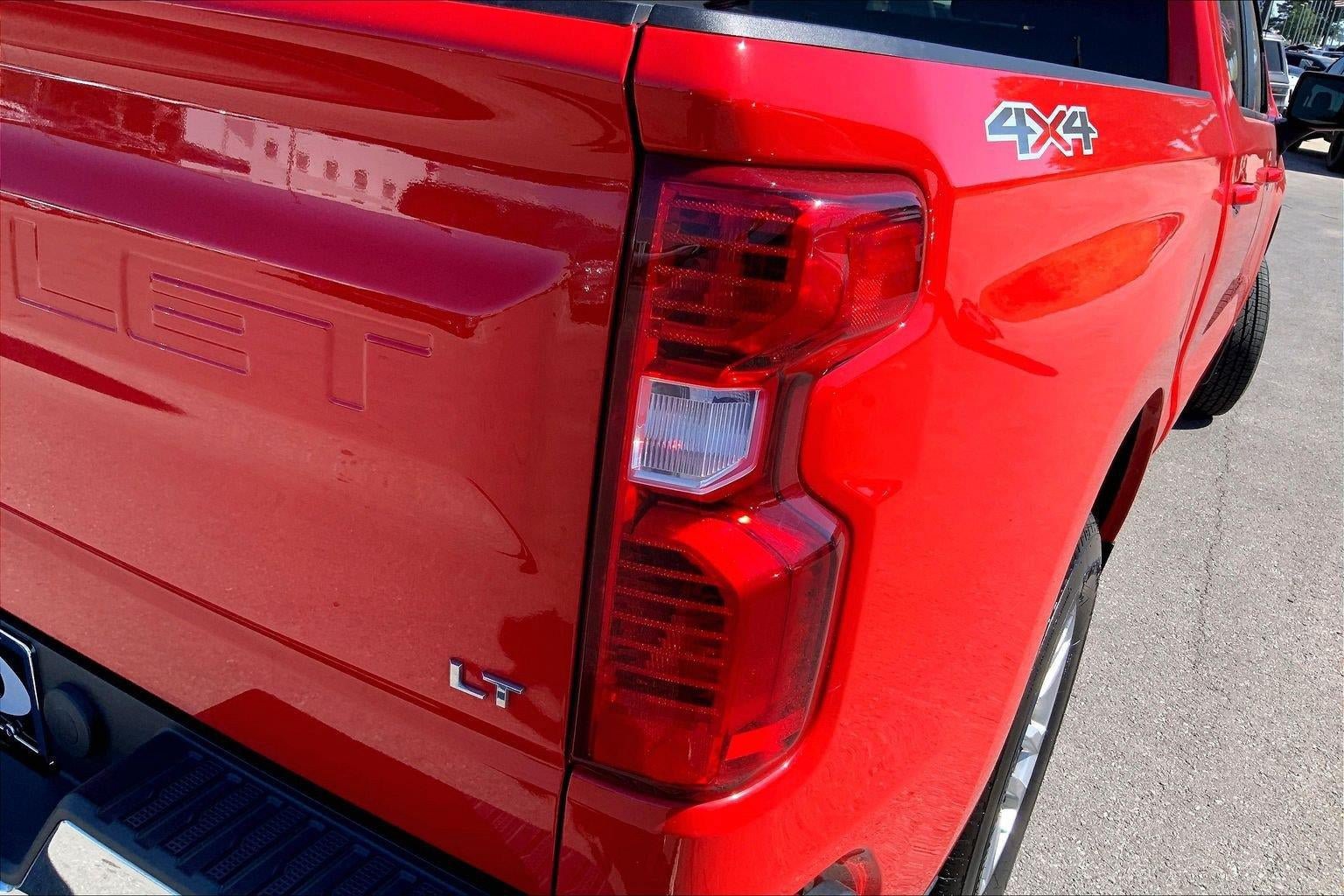 Used 2021 Chevrolet Silverado 1500 LT w/ LPO, Liner Protection Package AWD/4WD image 26