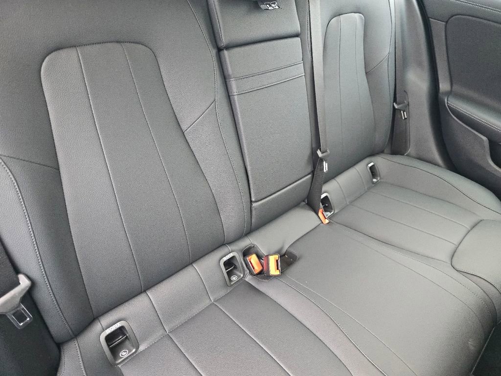 Used 2025 Mercedes-Benz CLA 250 4MATIC image 21