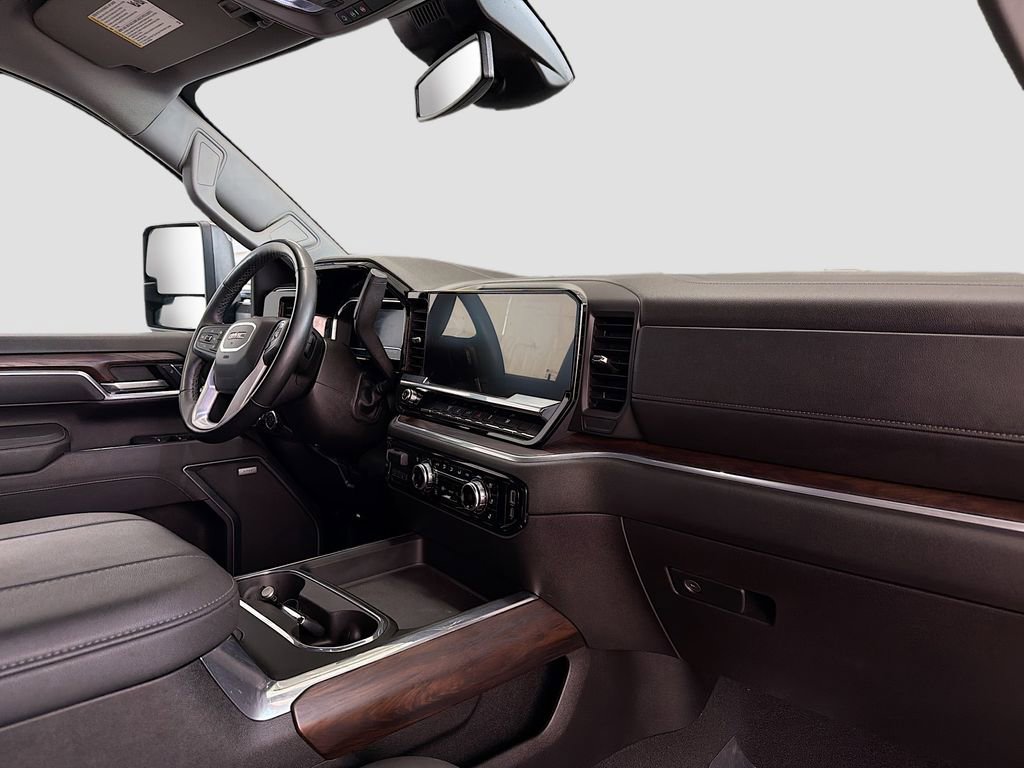 Used 2025 GMC Sierra 2500 SLT w/ SLT Convenience Package image 29