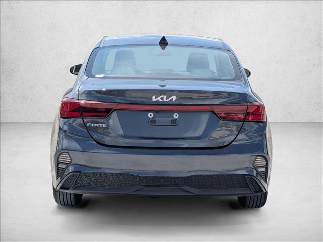 Used 2023 Kia Forte LXS w/ LXS Technology Package FWD image 6
