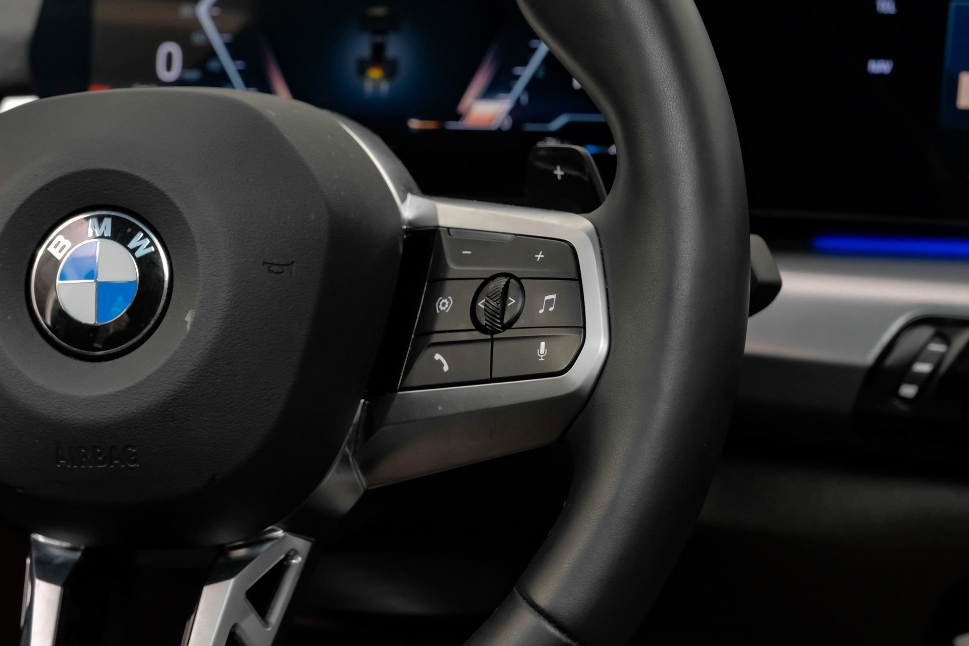 Used 2025 BMW X2 xDrive28i image 19