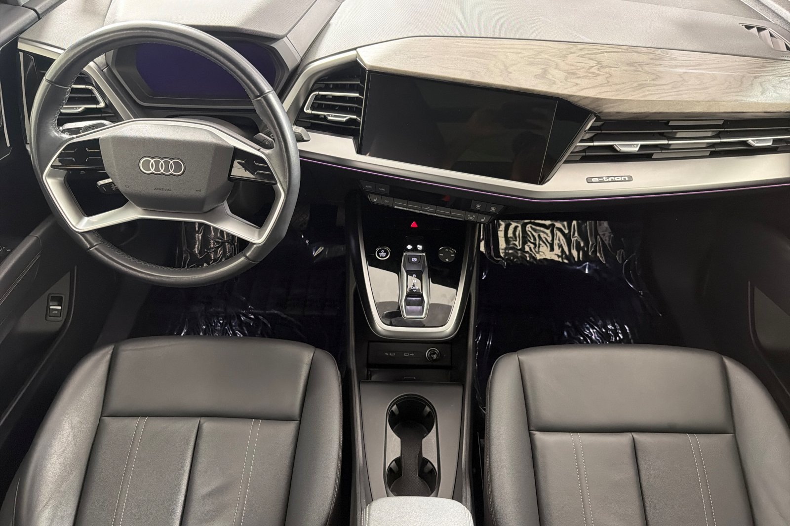Certified 2023 Audi Q4 e-tron Prestige w/ Black Optic Package AWD/4WD image 12