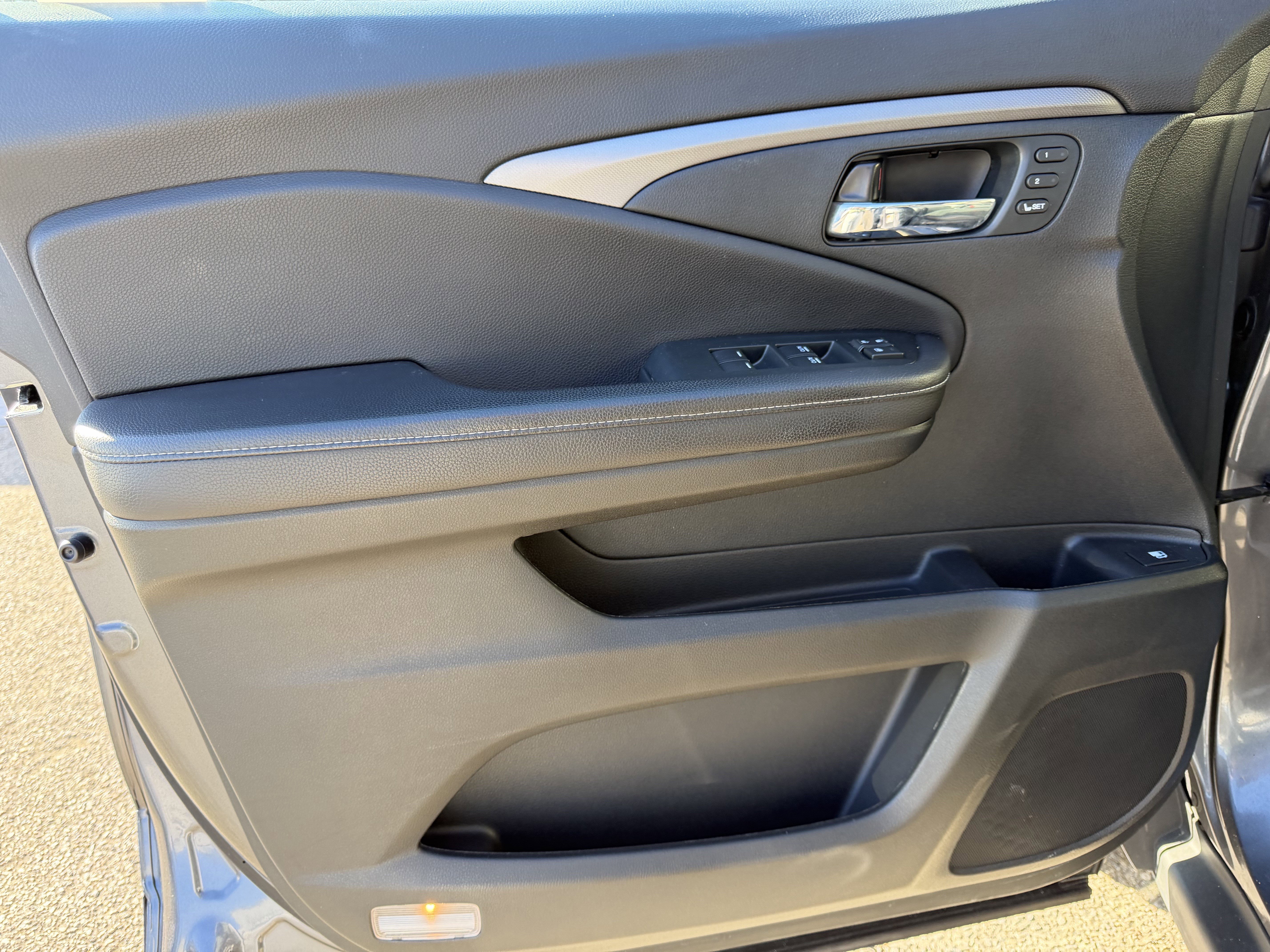 Used 2023 Honda Ridgeline RTL-E image 12