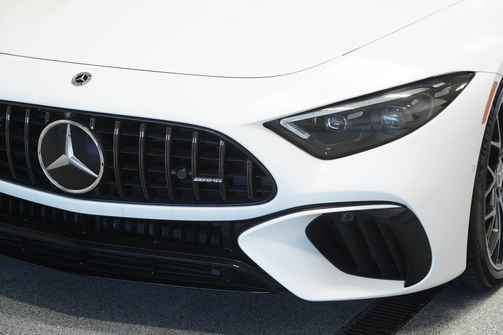 Certified 2022 Mercedes-Benz SL 63 AMG 4MATIC image 9