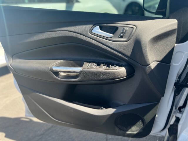 Used 2013 Ford C-MAX SE image 12