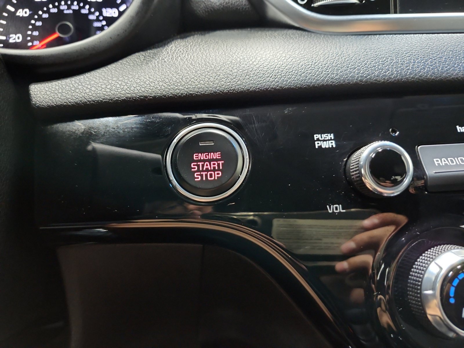 Used 2020 Kia Sportage EX w/ Option Group 15 FWD image 20