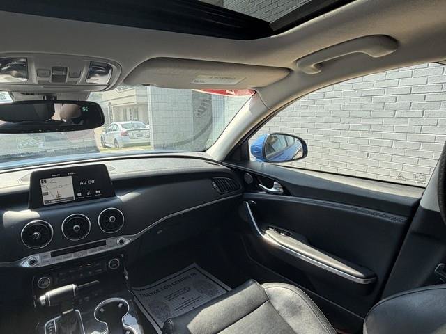 Used 2018 Kia Stinger Premium AWD/4WD image 26