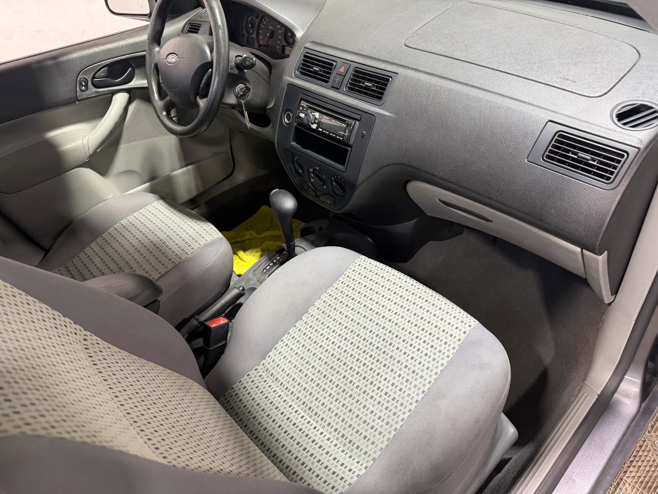 Used 2006 Ford Focus SES image 13