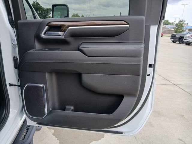 Used 2024 Chevrolet Silverado 3500 LT w/ Convenience Package image 17