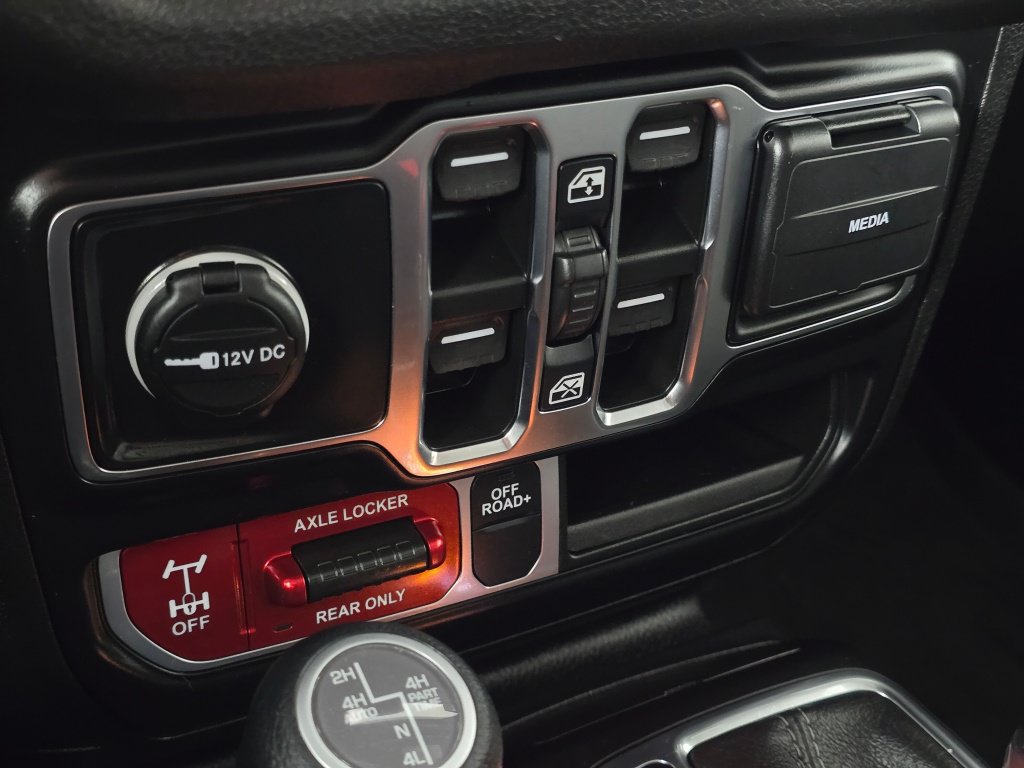 Used 2024 Jeep Wrangler Unlimited AWD/4WD image 48