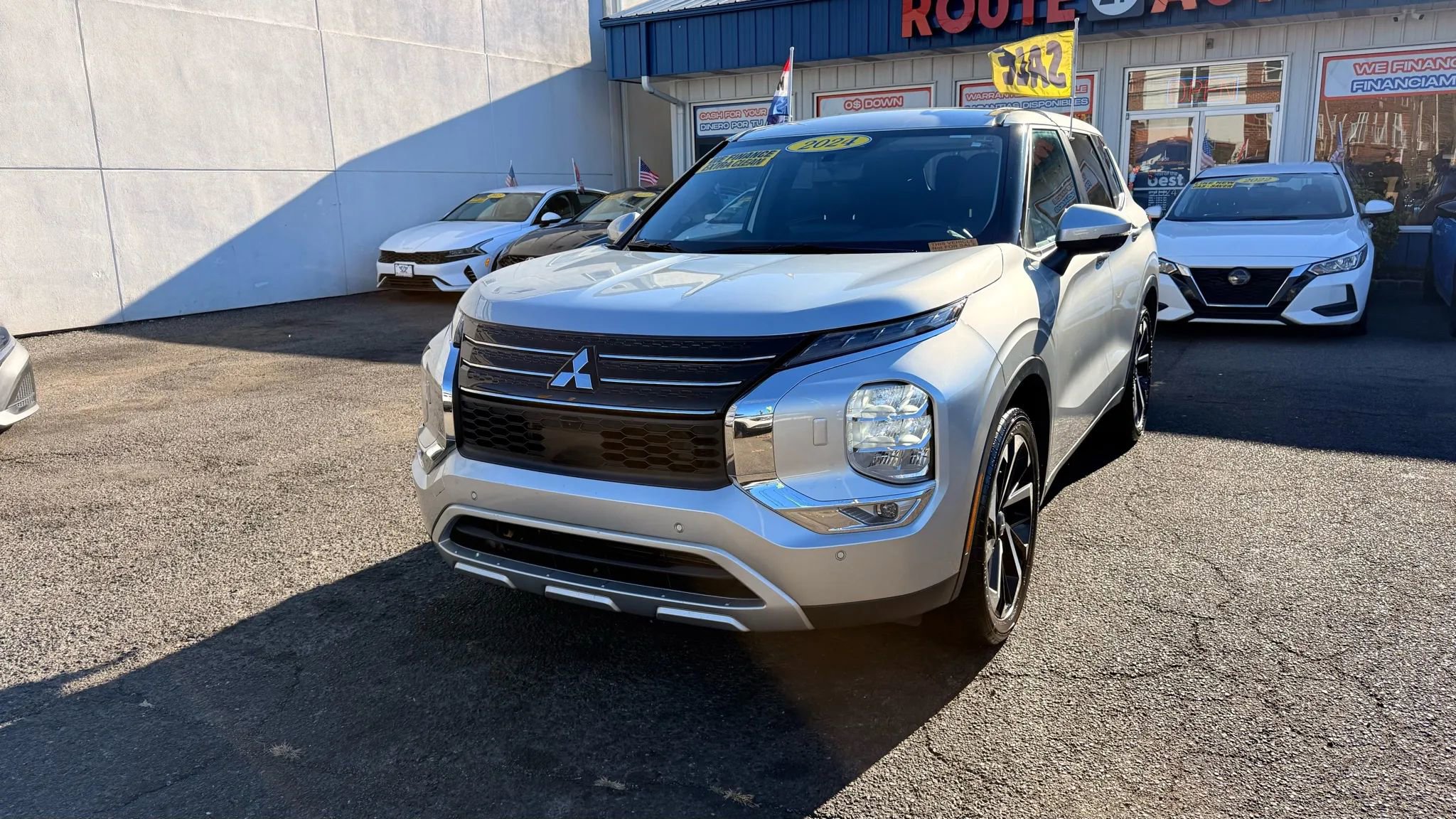 Used 2024 Mitsubishi Outlander Ralliart image 4