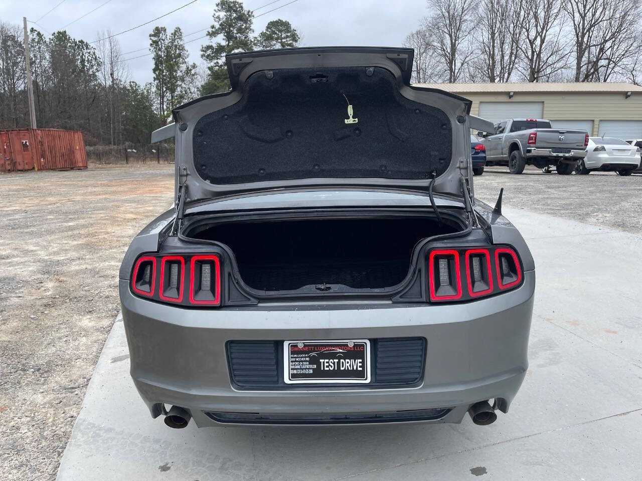 Used 2013 Ford Mustang Premium RWD image 7