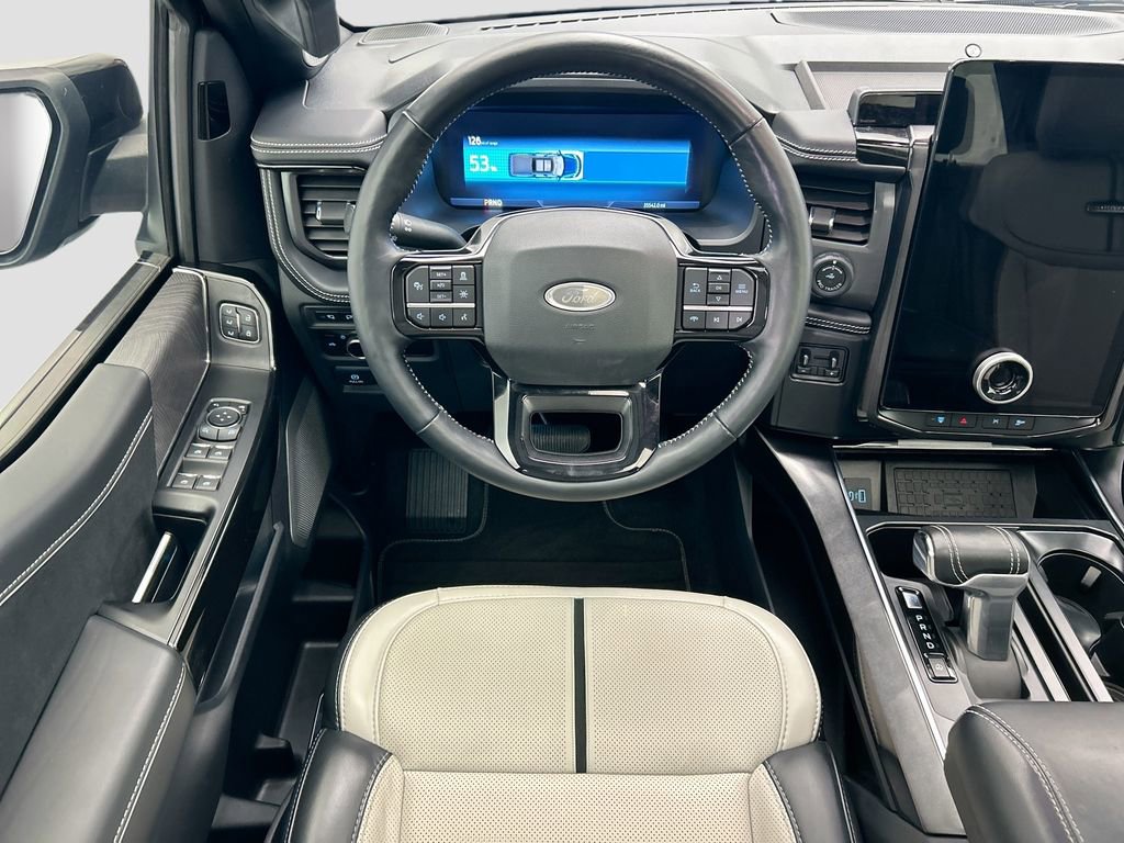 Used 2023 Ford F150 Lightning Platinum image 10