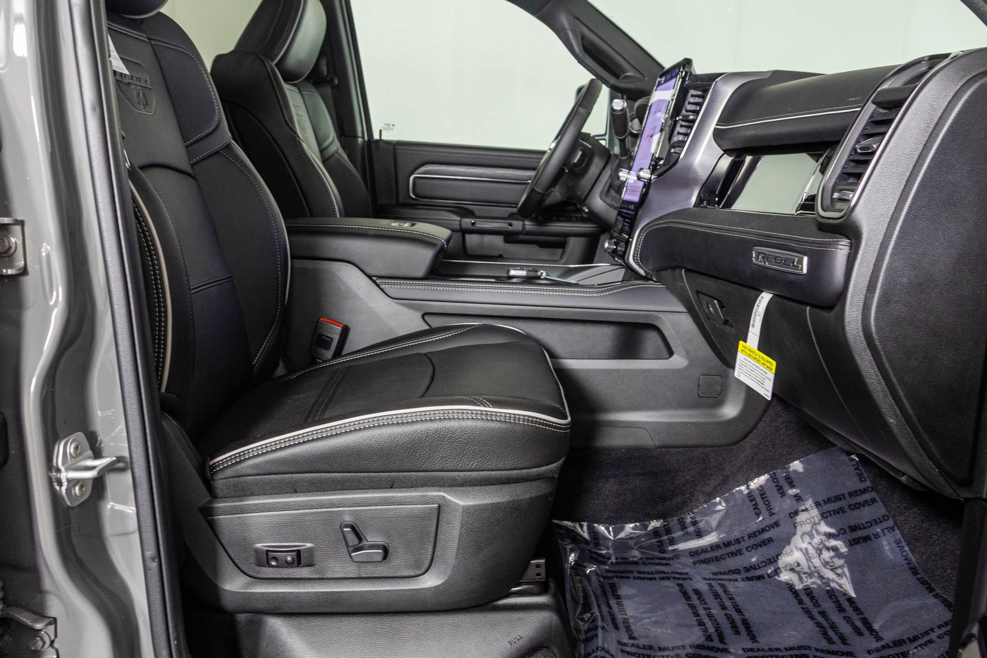 New 2026 RAM 2500 Rebel w/ Rebel Level 2 Equipment Group image 42